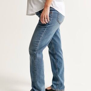 A&F maternity 90’s straight Jean size 10L